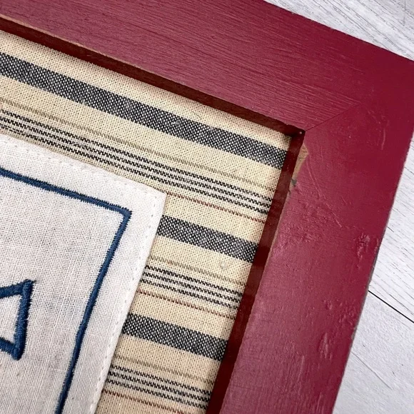 NWT By The Sea * embroidered framed wall art * - Picture 4 of 6